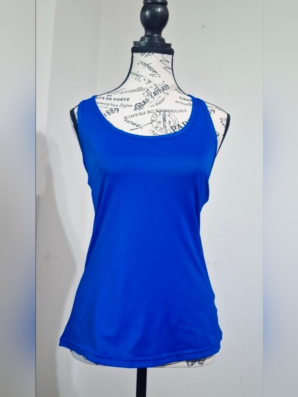 Women’s Royal Blue Scoop Neck Tank Top
